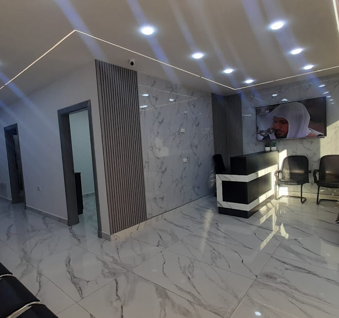 عيادات نادي السباق الطبية 